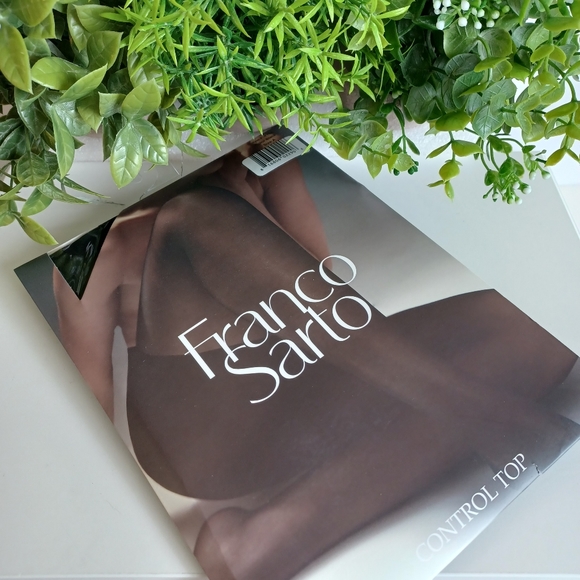 Franco Sarto Sheer Control Top Pantyhose - Picture 2 of 4